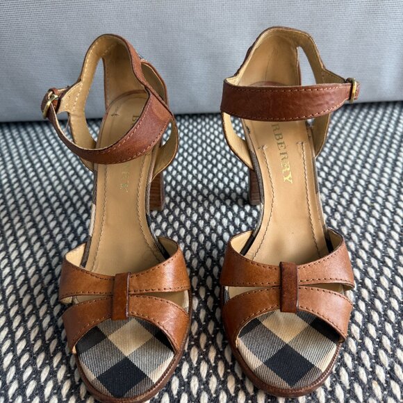 Burberry Brown Leather Sandals | Size 40 | Plaid Footbed | Designer Heels - Picture 2 of 7